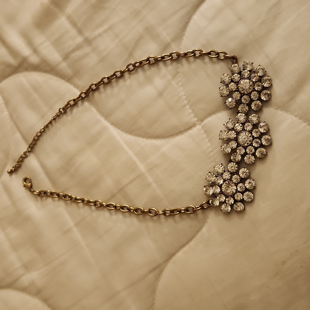 Rhinestone flower necklace with gold chain